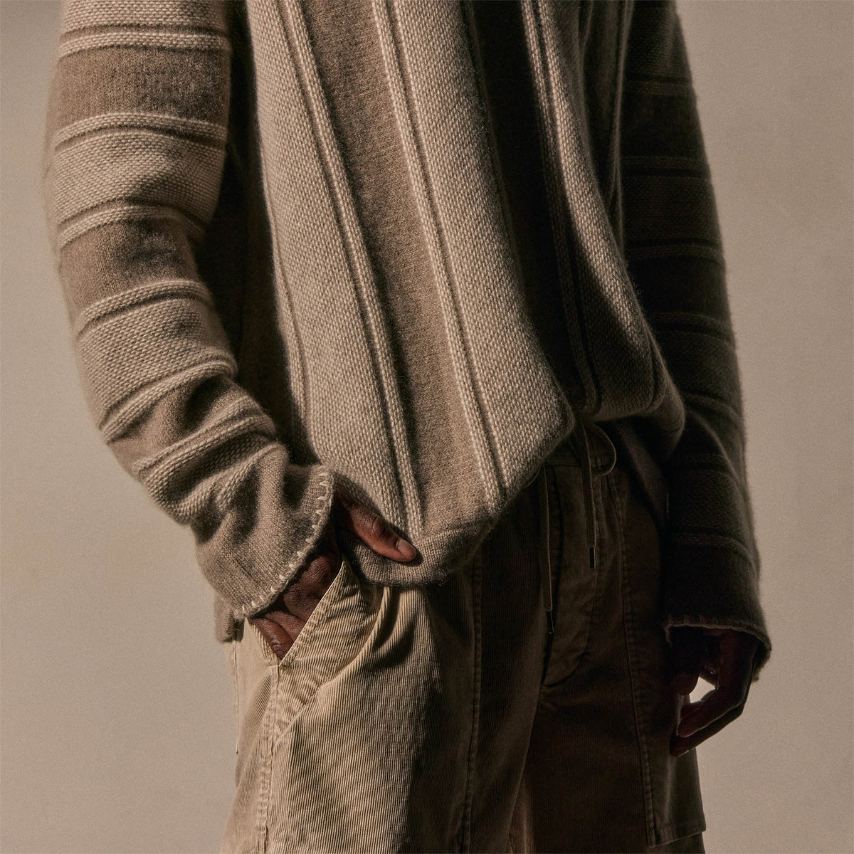 Mens Poncho in Natural Stripe | James Perse Los Angeles