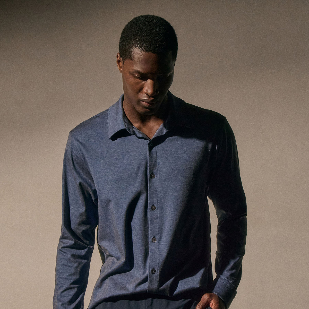 Performance Supima Pique Shirt in Mid Blue | James Perse Los Angeles