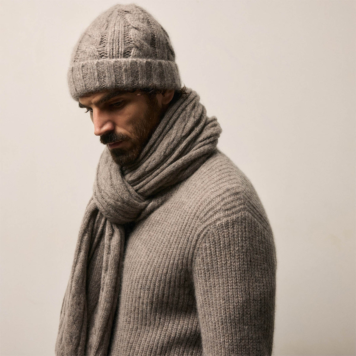 Lightweight Textured Cashmere Cable Knit Beanie in Beige Melange | James Perse Los Angeles / Mens
