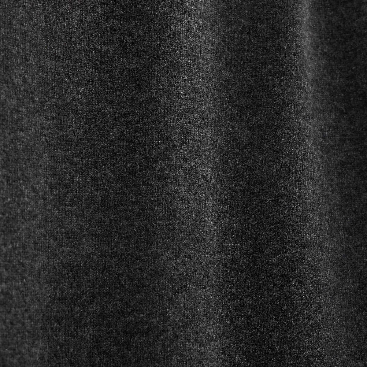 Italian Spun Cashmere Crewneck in Anthracite/Black | James Perse Los Angeles