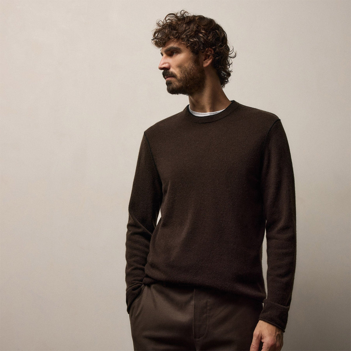 Italian Spun Cashmere Crewneck in Kona/Black | James Perse Los Angeles