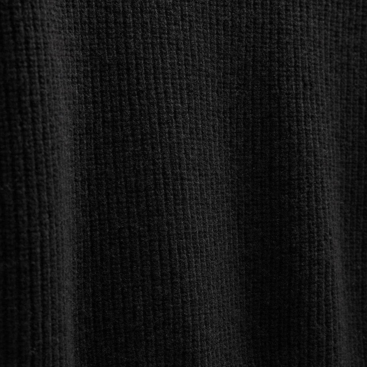 Italian Spun Cashmere Half Zip in Black | James Perse Los Angeles