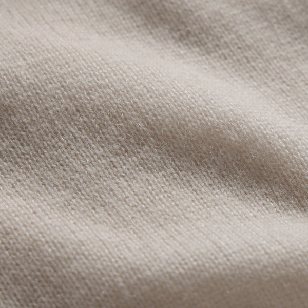 Soft Featherweight Cashmere V Neck in Tan | James Perse Los Angeles