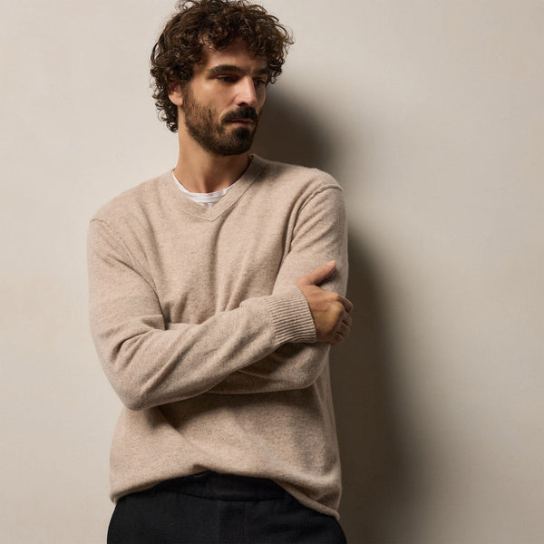 Cashmere V Neck Sweater in Stone | James Perse Los Angeles