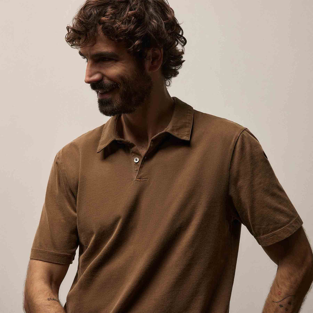 Sueded Jersey Polo in Gingerbread Pigment | James Perse Los Angeles