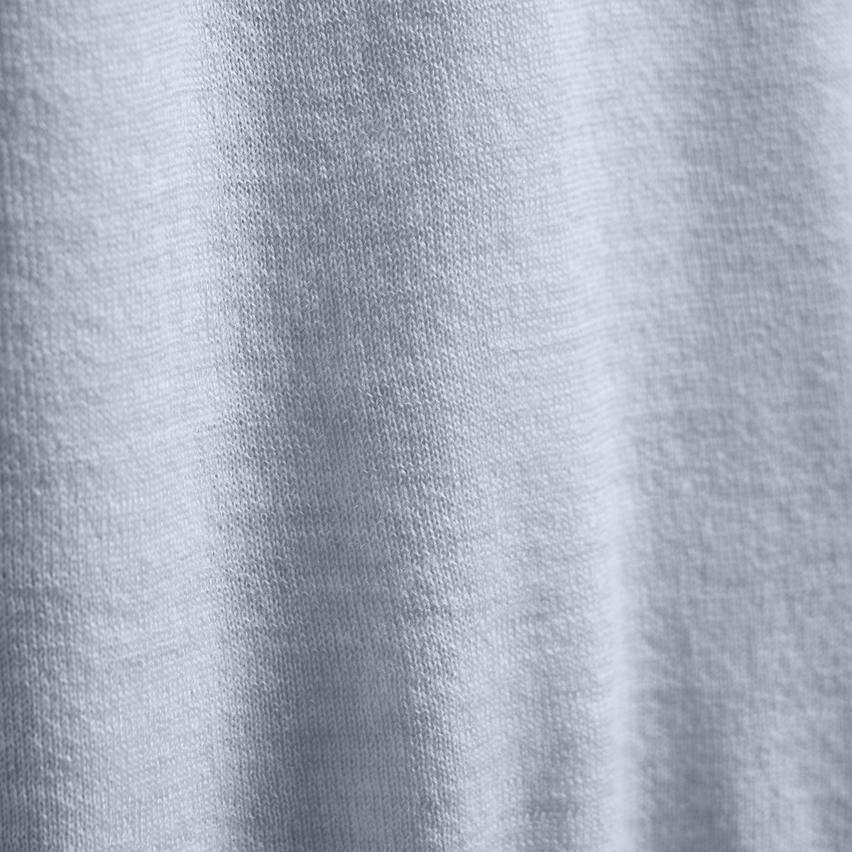 Ultra Fine Cashmere Tpd Crew Neck in Grey Sky/Coal | James Perse Los Angeles