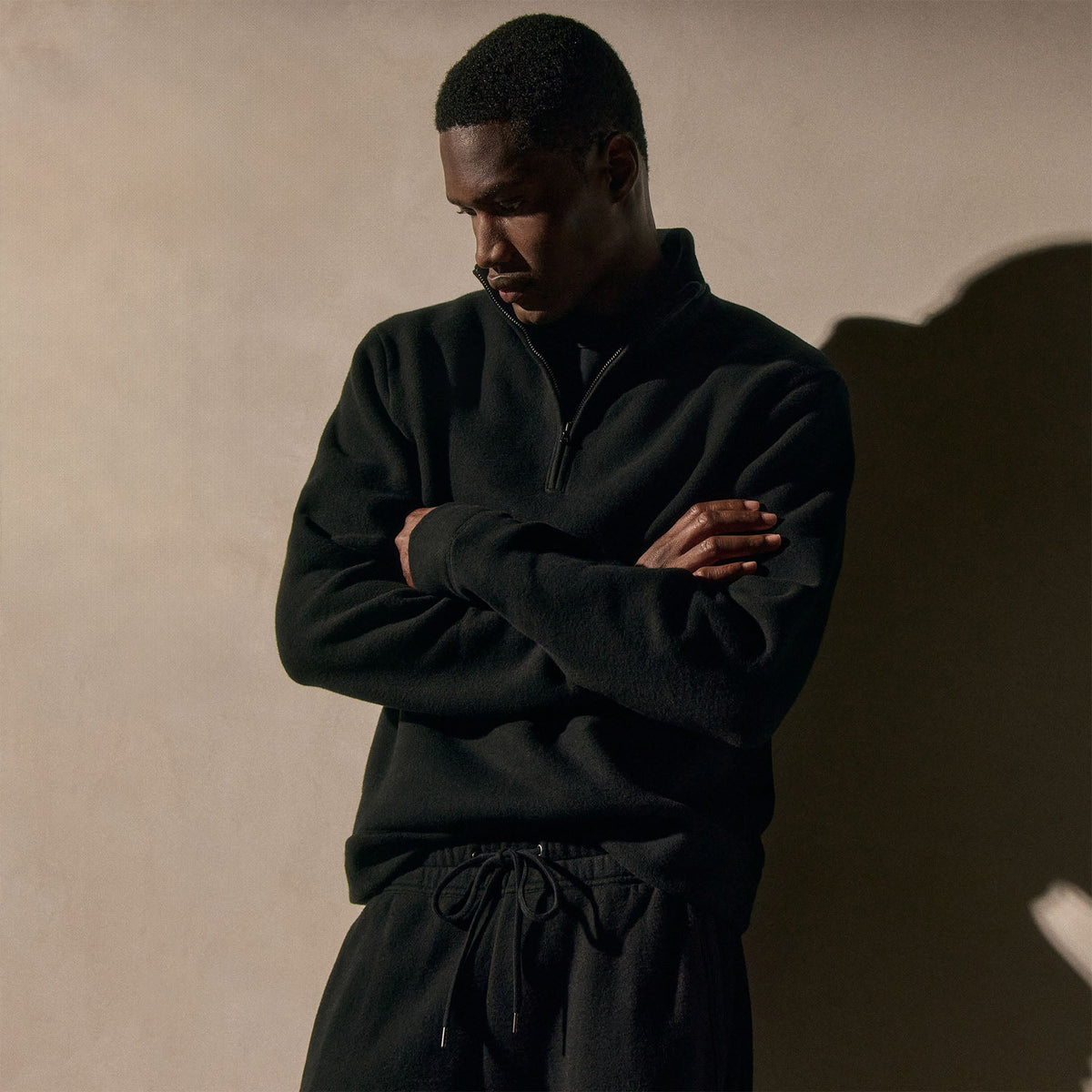 Cozy Half Zip in Black | James Perse Los Angeles