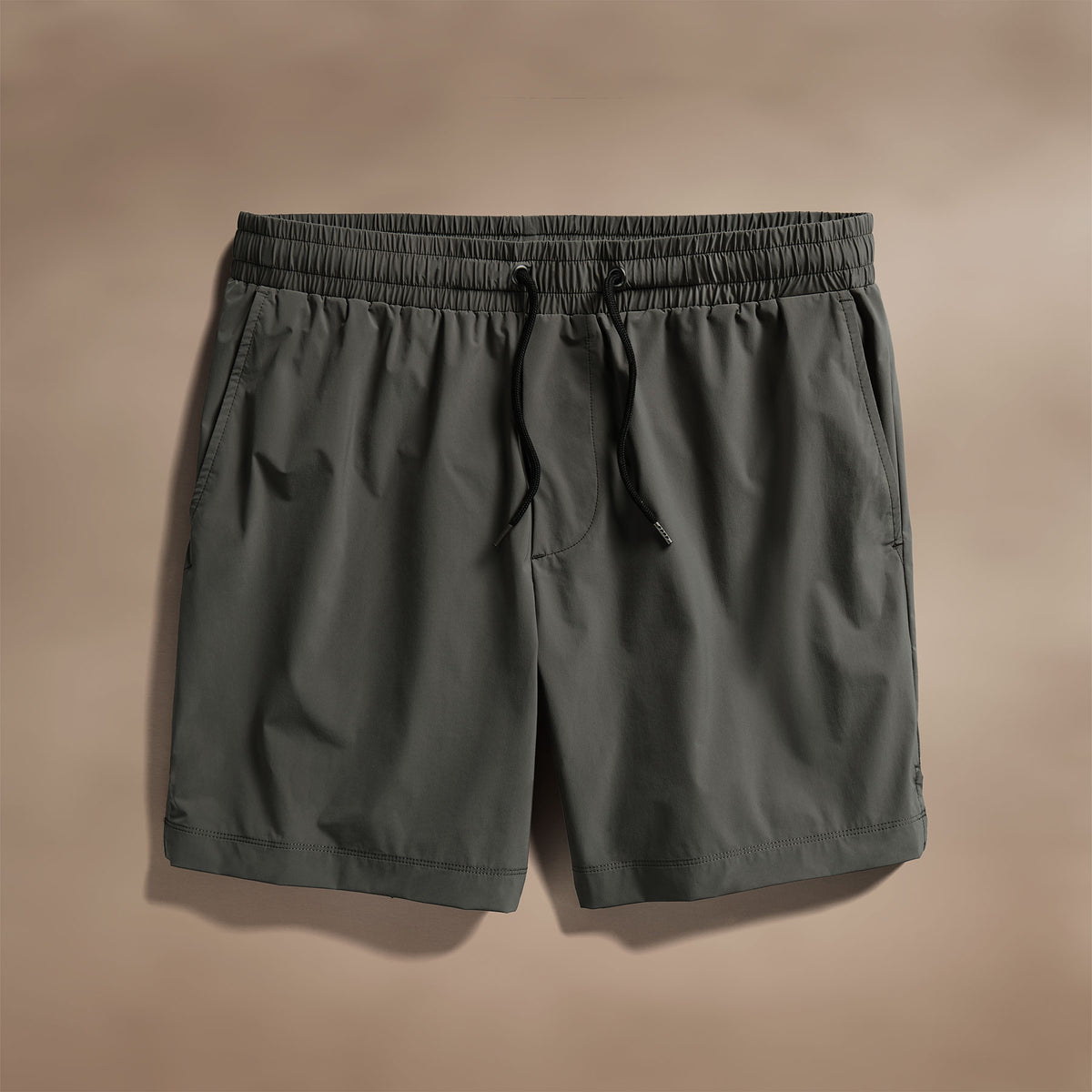 Split Hem Boardshort in Granite | James Perse Los Angeles
