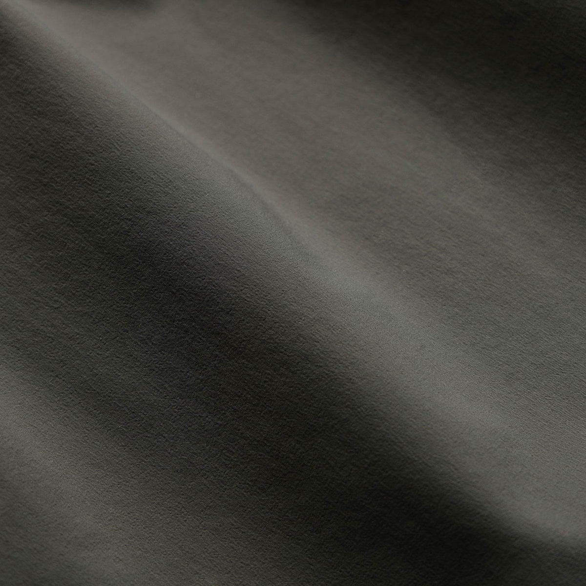 Split Hem Boardshort in Granite | James Perse Los Angeles