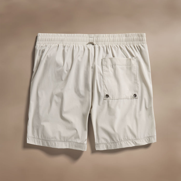 Split Hem Boardshort in Salt | James Perse Los Angeles