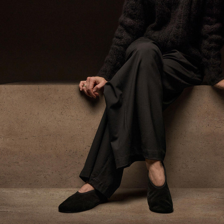 Women's Binded Suede Ballet Flat - Black