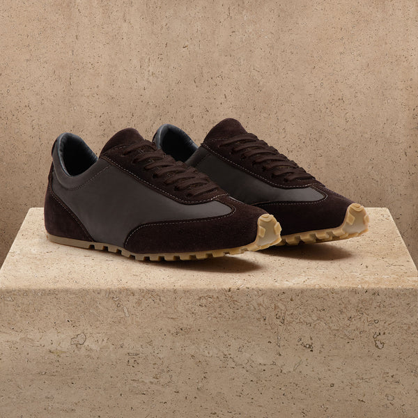 Women's Fenzy Running Sneaker in Chocolate | James Perse Los Angeles