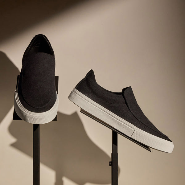 Women's Coastal Canvas Slip On in Black | James Perse Los Angeles