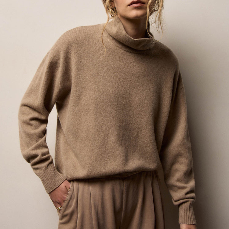 Spun Cashmere Funnel Neck in Coffee | James Perse Los Angeles