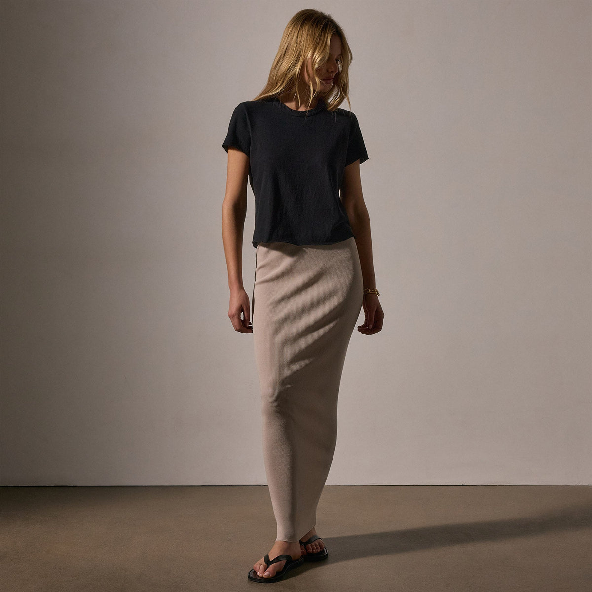 Slub Jersey Shrunken Tee in Black | James Perse Los Angeles