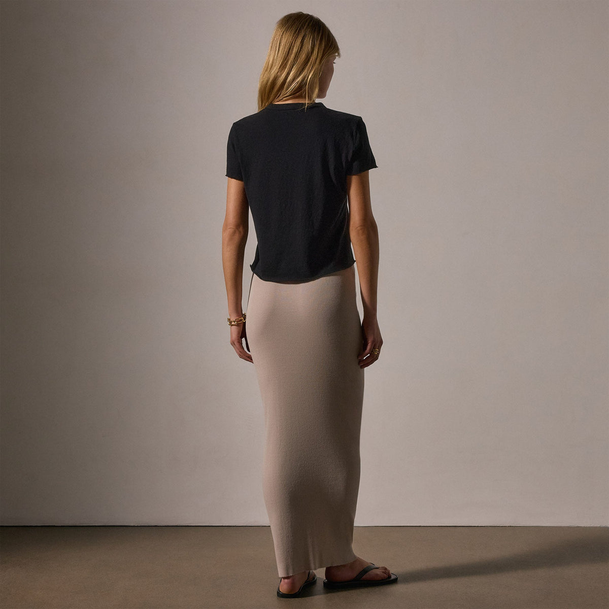 Slub Jersey Shrunken Tee in Black | James Perse Los Angeles