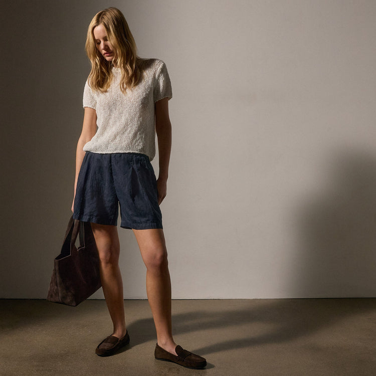 Lightweight Linen Elastc Short in Classic Navy | James Perse Los Angeles