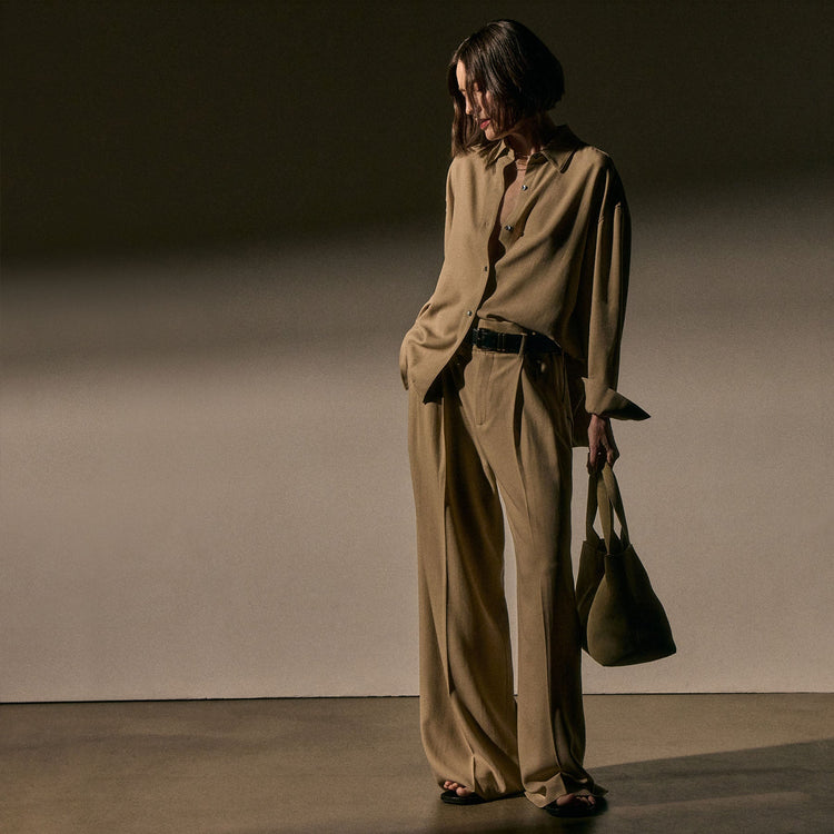 Wide Band Pleated Trouser in Soft Beige | James Perse Los Angeles