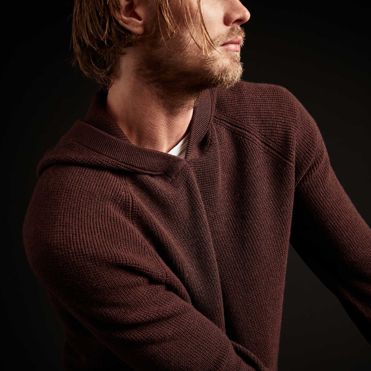 Cashmere Thermal Raglan Hooded Sweater - Red Earth | James Perse Los Angeles