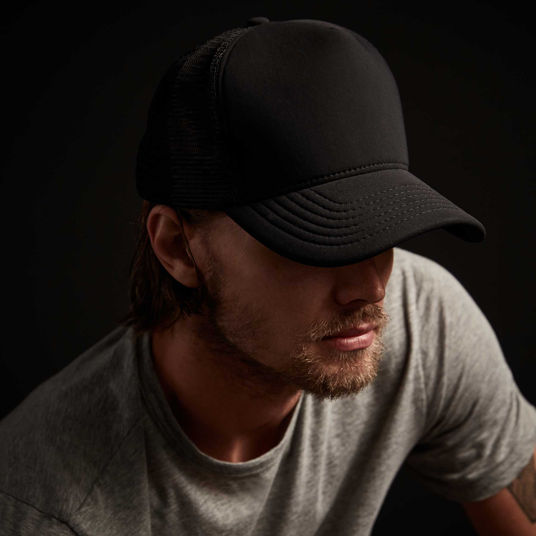 Scuba Trucker Hat In Black | James Perse Los Angeles / Mens