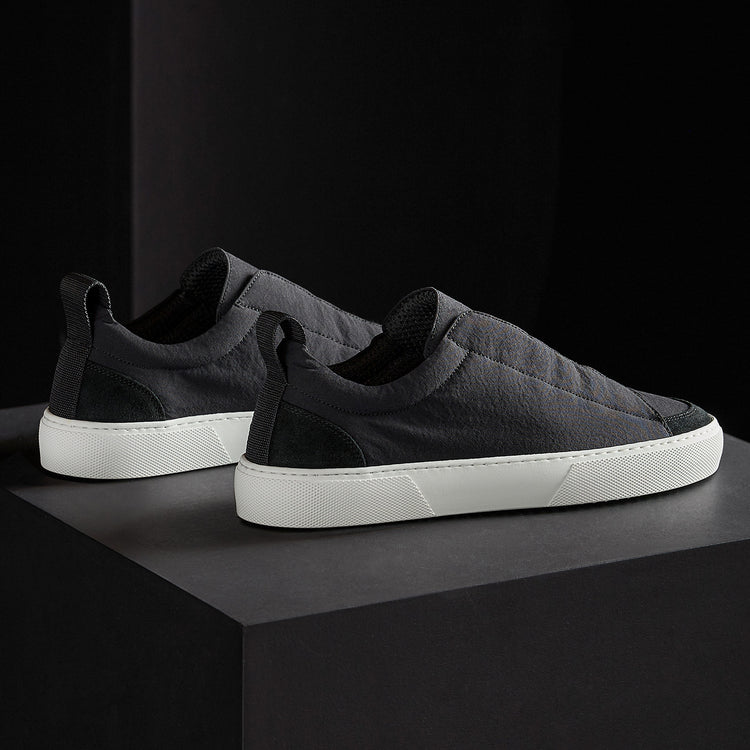 Solstice Low Top Skate Sneaker in Black/Black | James Perse Los Angeles