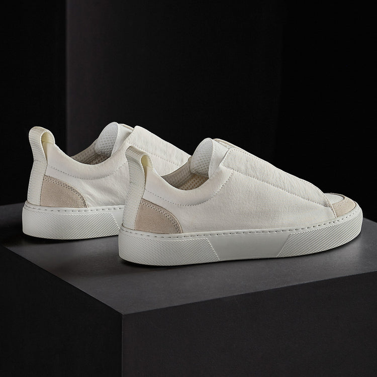 Solstice Low Top Skate Sneaker in White/Taupe | James Perse Los Angeles